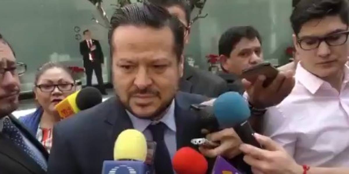 Meade reta a debatir a AMLO,