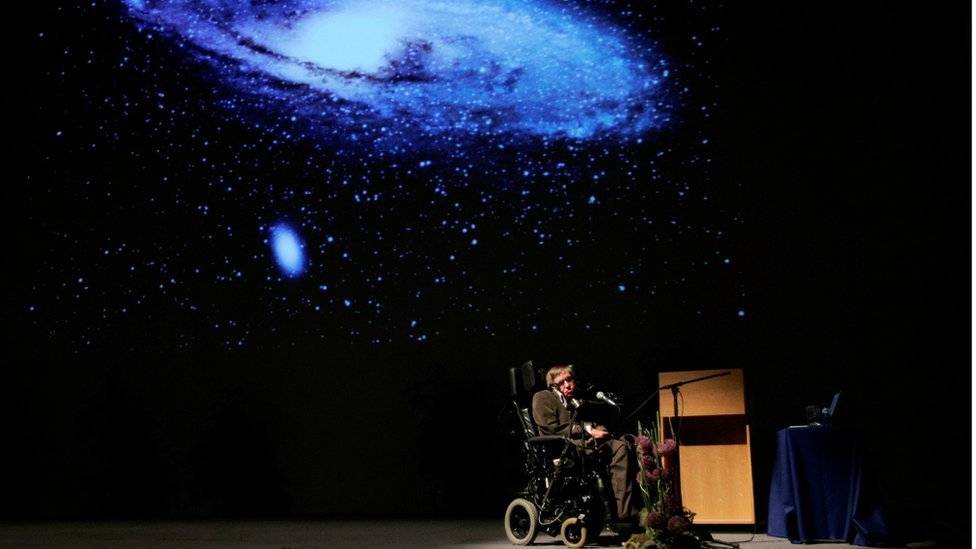 100412513hawking3-4739418da34e86d8a277133bbe321f36.jpg