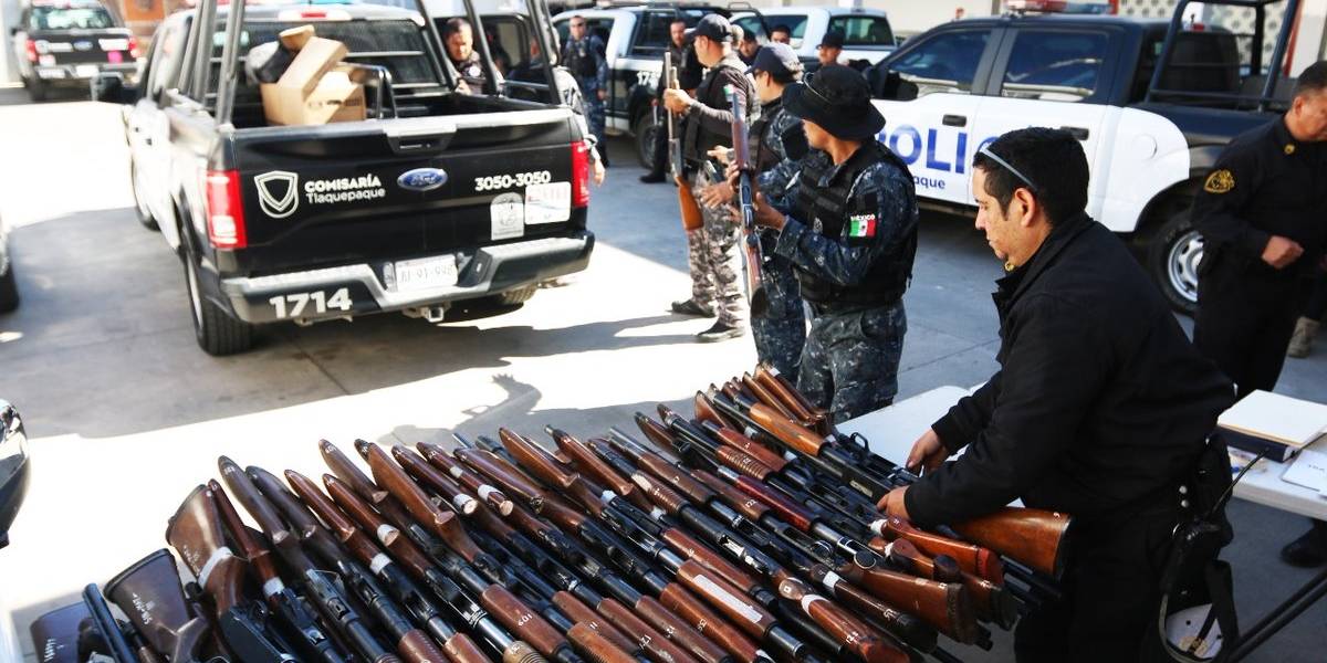 La CEDHJ indaga desarme a policía de Tlaquepaque