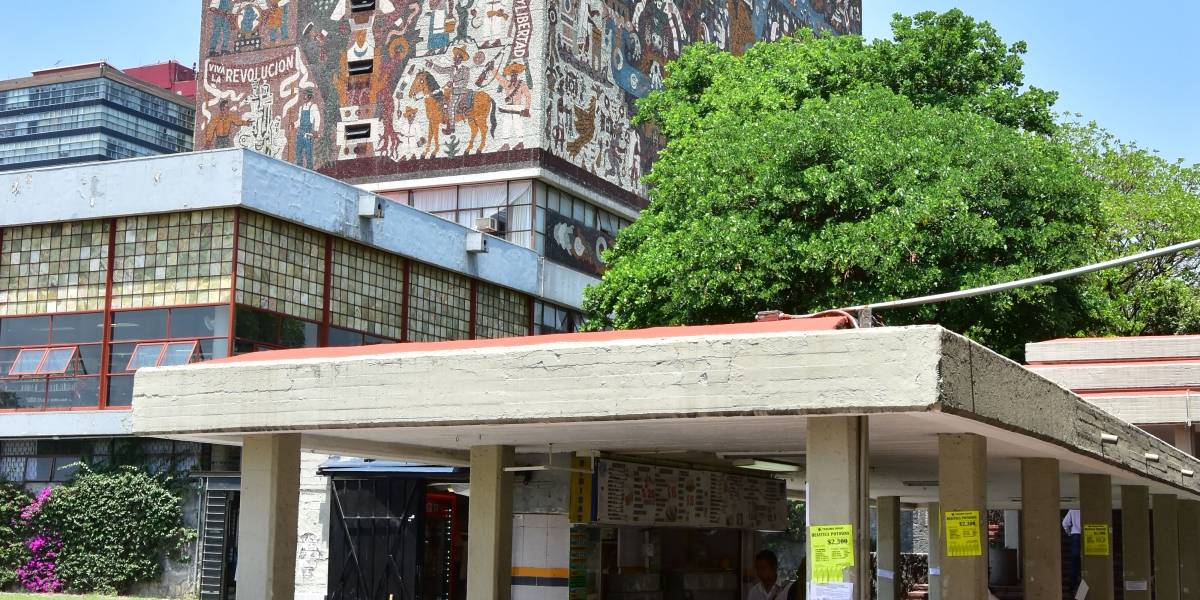 Alumnas hacen Alumnas hacen