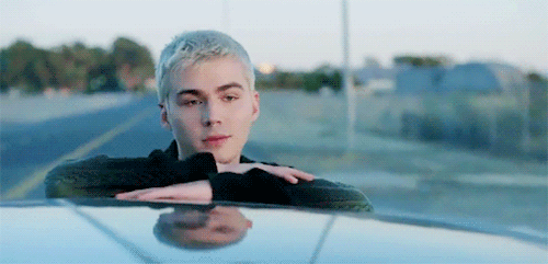 GIF