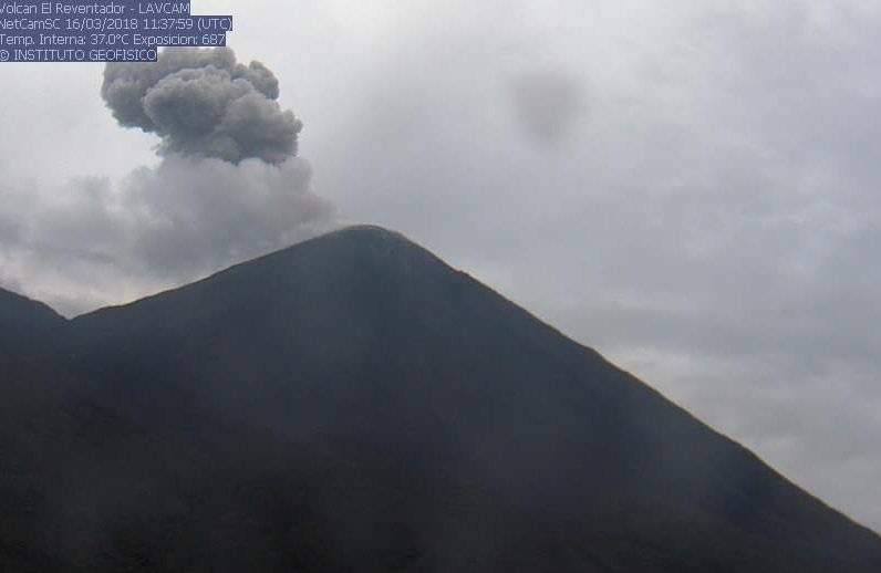 Volcán Reventador