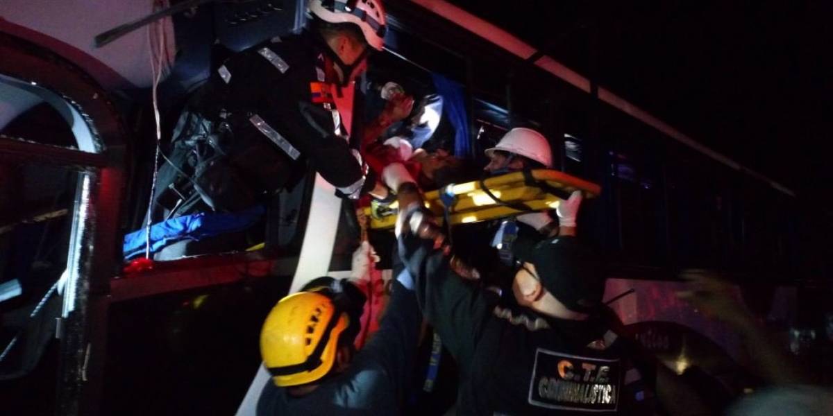 Accidente de tránsito en la vía Jujan deja once fallecidos