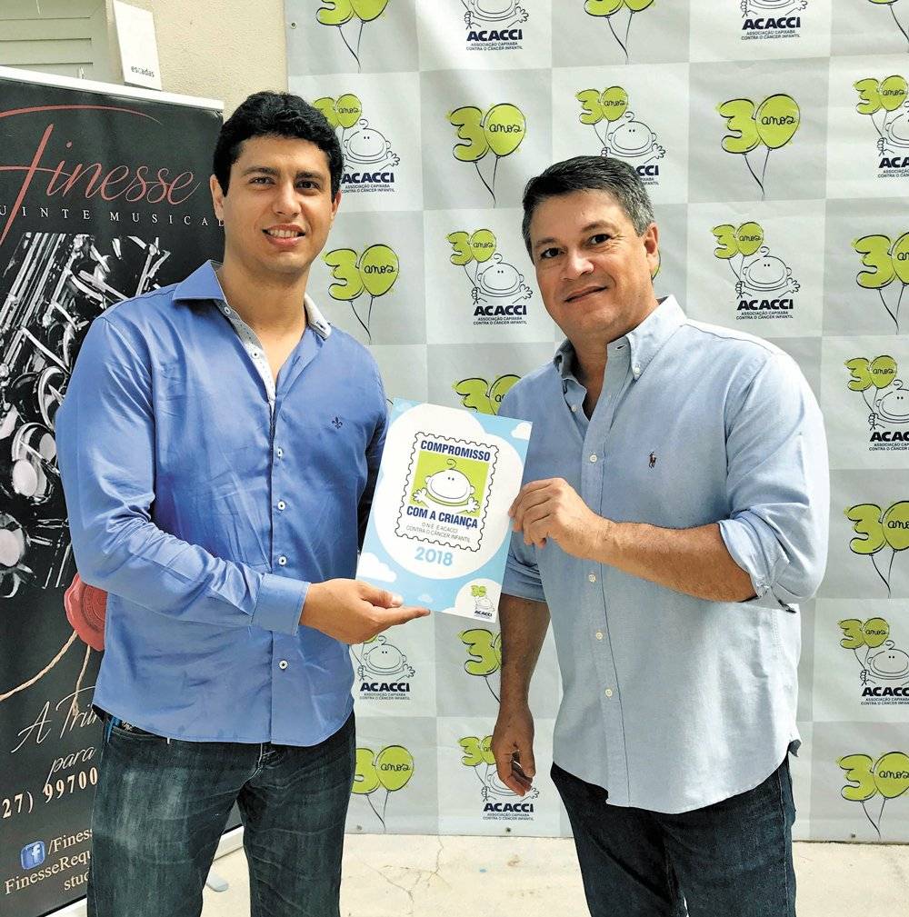 Produtores audiovisuais da One, Alessandro Deprá e Jefferson Neves receberam o Selo Compromisso com a Criança 2018 oferecido pela Acacci