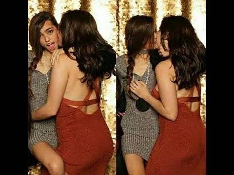 Lucy Vives y Lauren Jauregui