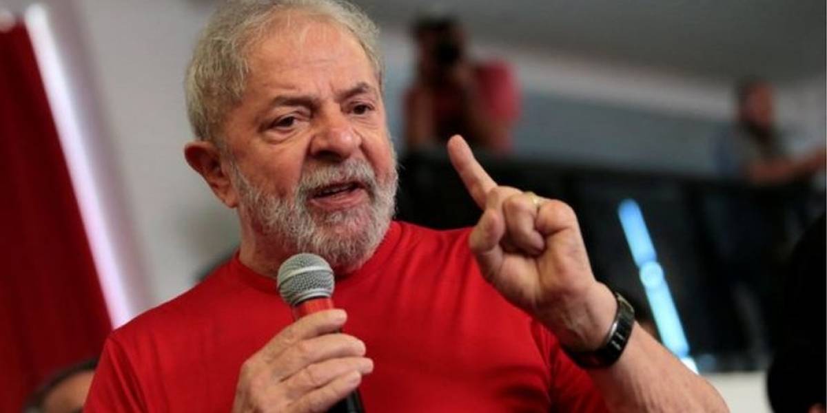 Às 17h31, TRF-4 comunicou a Moro determinação para prisão de Lula Às 17h31, TRF-4 comunicou a Moro determinação para prisão de Lula