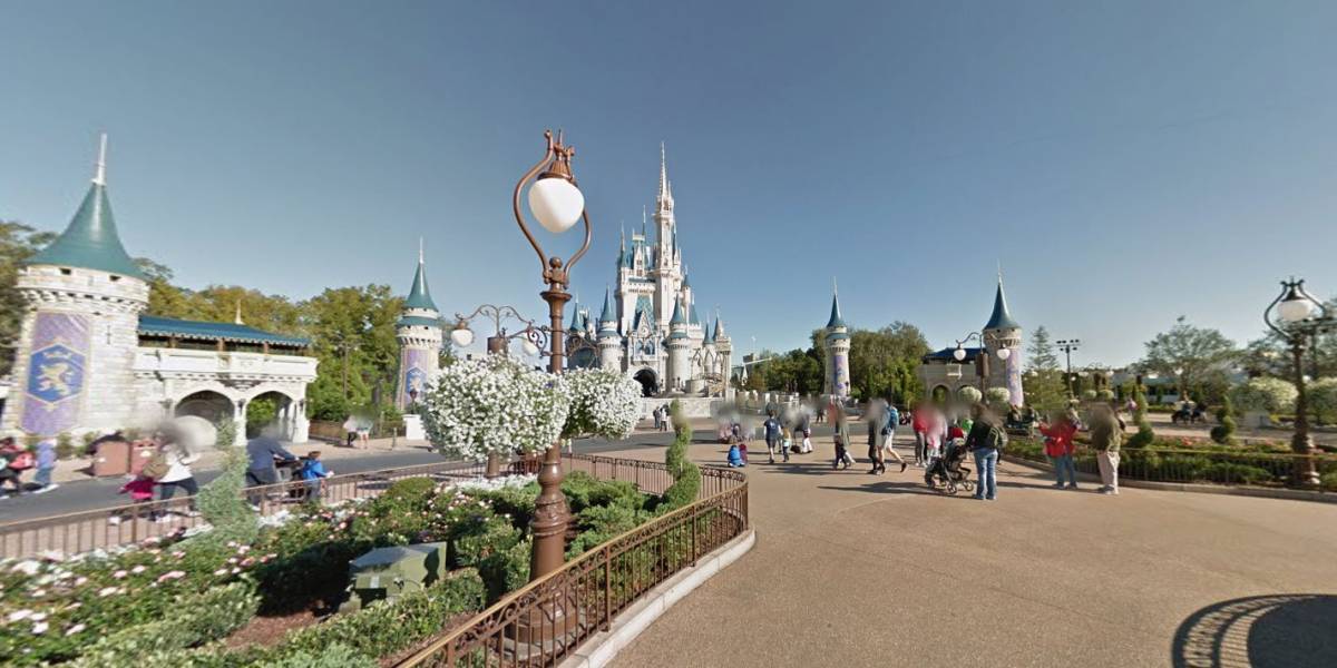 Visita gratis los parques de Disneyland en Google Maps