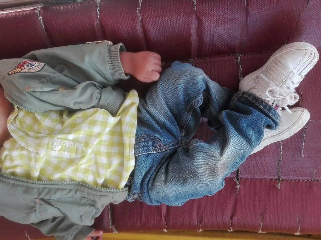 niño abandonado en Santa Rosa