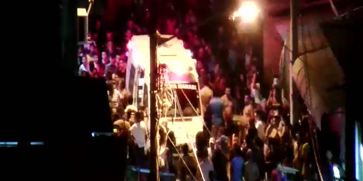 30 personas resultaron heridas por un arrollamiento masivo en Ecuador 30 personas resultaron heridas por un arrollamiento masivo en Ecuador