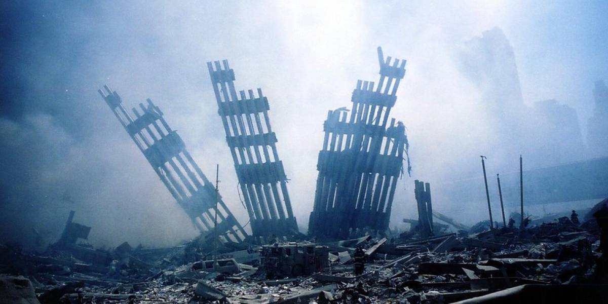 Minuto de silencio por las víctimas de las Torres Gemelas Minuto de silencio por las víctimas de las Torres Gemelas