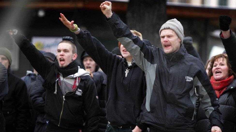 100028412neonazissueciaafp-4007a4ed9566d95b2c24460a2ad2d204.jpg