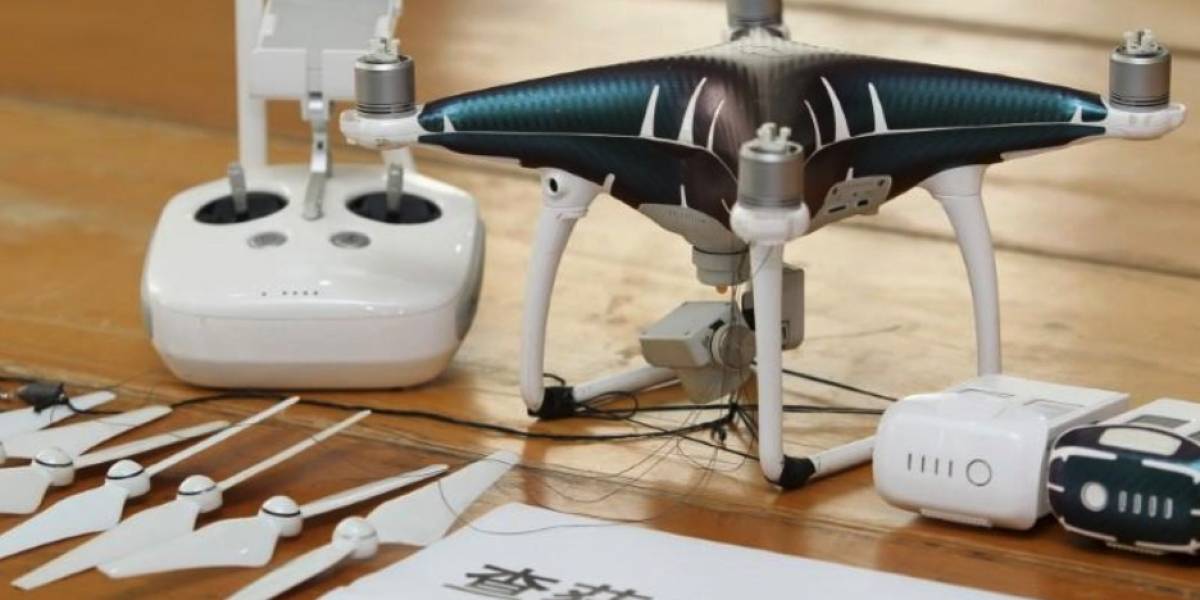 Capturan a banda que usaba drones para traficar móviles