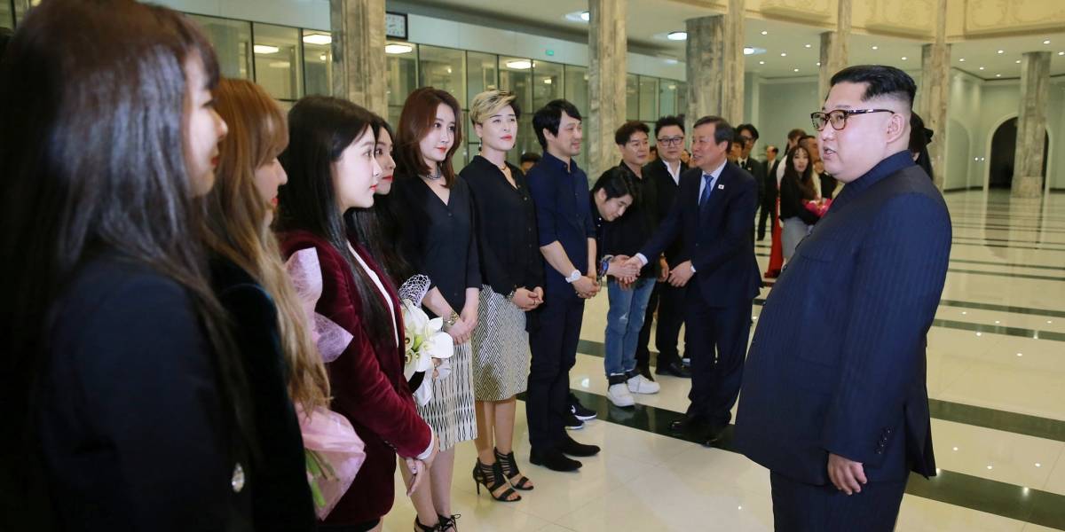 Kim Jong-un asiste a festival arte de Corea del Sur — Histórico