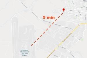 La distancia entre la casa de Cecilia Colihuinca y el Aeropuerto Pudahuel / Imagen de Google Maps