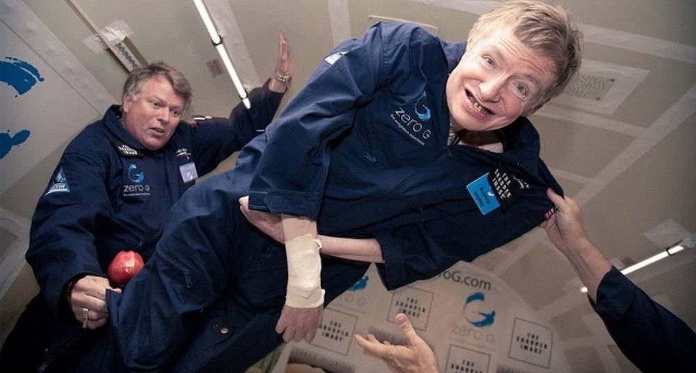 Stephen Hawking regaló comida a los desamparados el día de su funeral