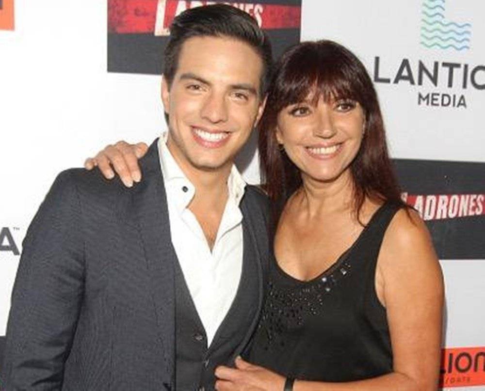 Vadhir y su mamá