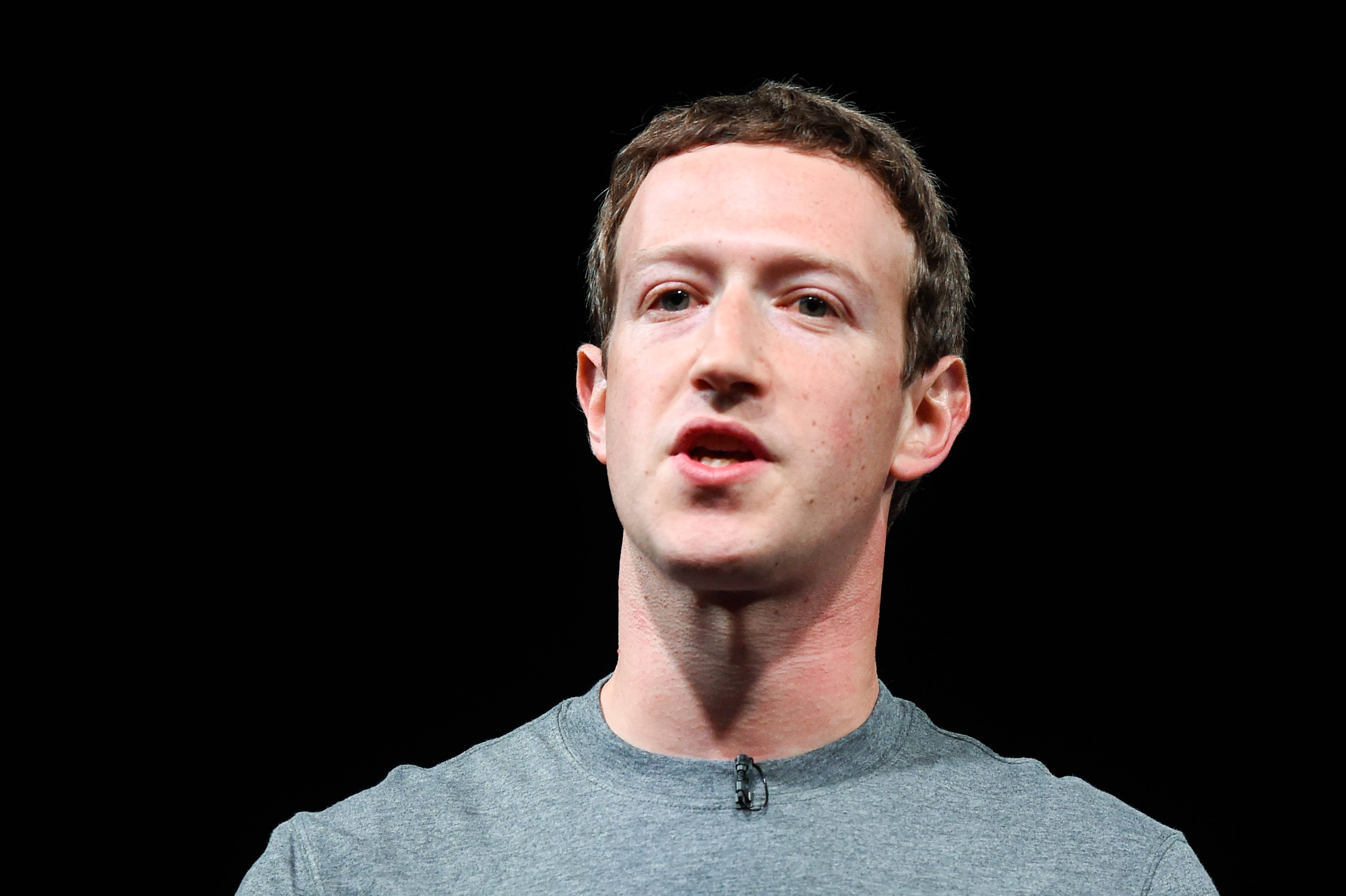 Mark Zuckerberg Zuckerberg asume toda la responsabilidad de lo ocurrido con los datos vulnerados de los usuarios