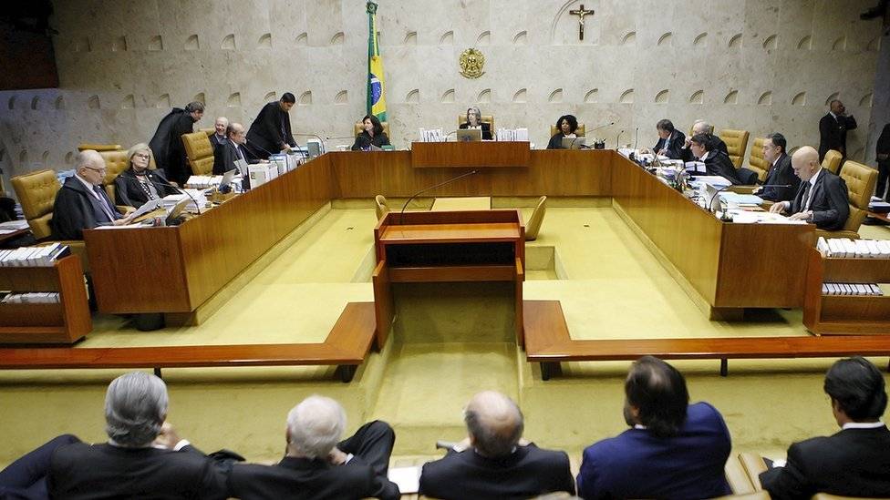 100706178bancoimagemfotoaudienciaap374362-d5b2e02cbd6987dc8fce5b3ae2b25093.jpg