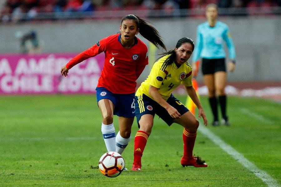 La zurda Francisca Lara, una de las inamovibles en el equipo de José Letelier / Foto: Agencia UNO
