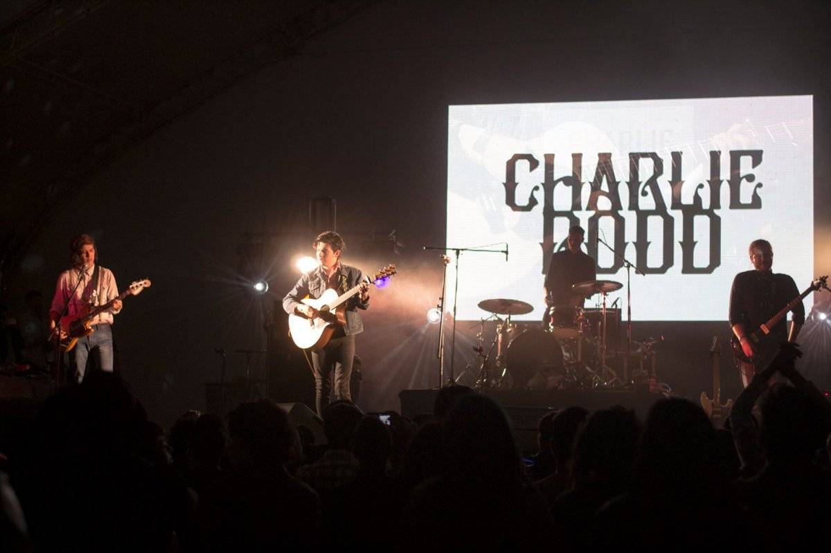 Charlie Rodd, de gira.