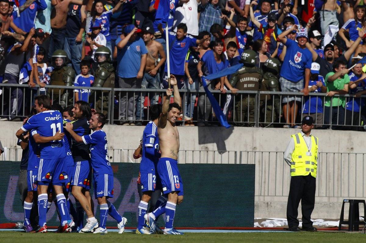 La U celebró en casa el triunfo ante Colo Colo / Photosport