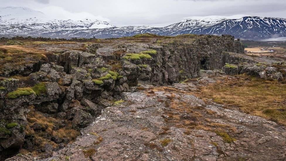 100783418grietaislandia-892e4b4520addc7325d323a4e9ca6093.jpg