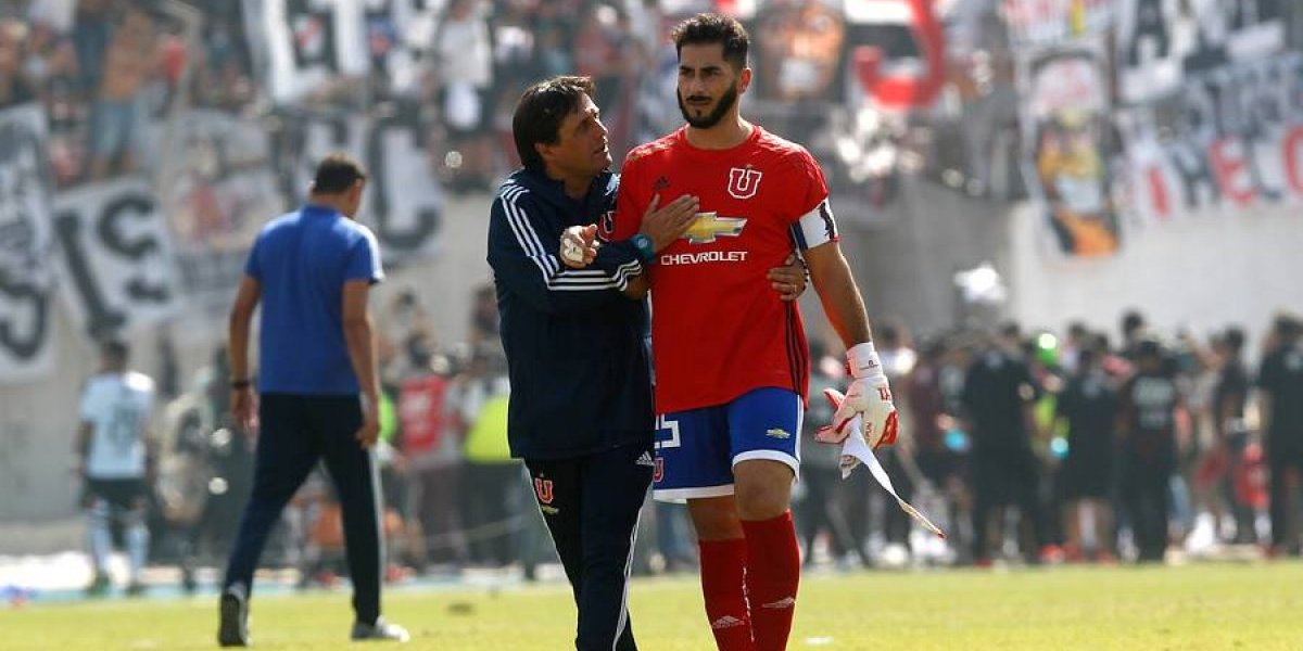 Colo Colo vivió masivo 'arengazo' previo al clásico — Sin problemas Colo Colo vivió masivo 'arengazo' previo al clásico — Sin problemas