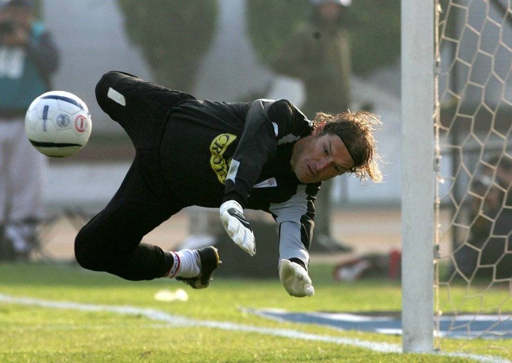 José María Buljubasich alcanzó el récord de imbatibilidad en el fútbol chileno durante el Clausura 2005 / Foto: Photosport
