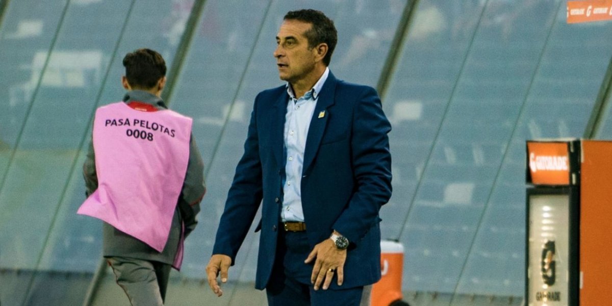 Reacciones tras salida de Guillermo Sanguinetti como director técnico del Delfín