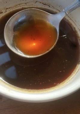 Limpia bien la espuma antes de probar el café.