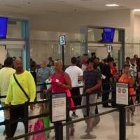 Multas de $300 a viajeros que lleguen a la isla sin prueba negativa de COVID-19