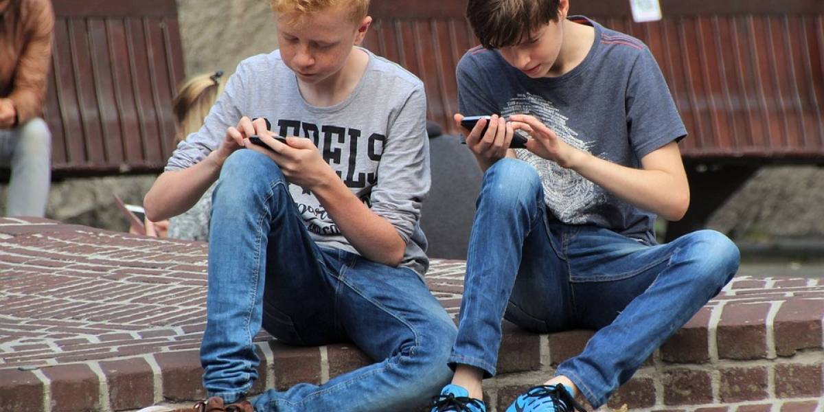 Miles de aplicaciones en la Google Play Store pueden estar rastreando Ilegalmente a niños, según un estudio