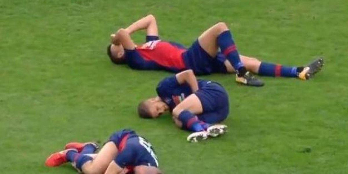 Tres futbolistas se lesionaron ¡en la misma jugada — Hungría