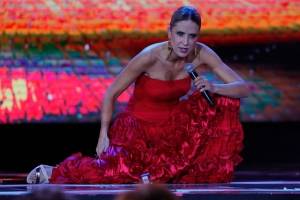 Alejandra Azcárate confiesa presiones de CHV por su rutina en festival de Viña del Mar