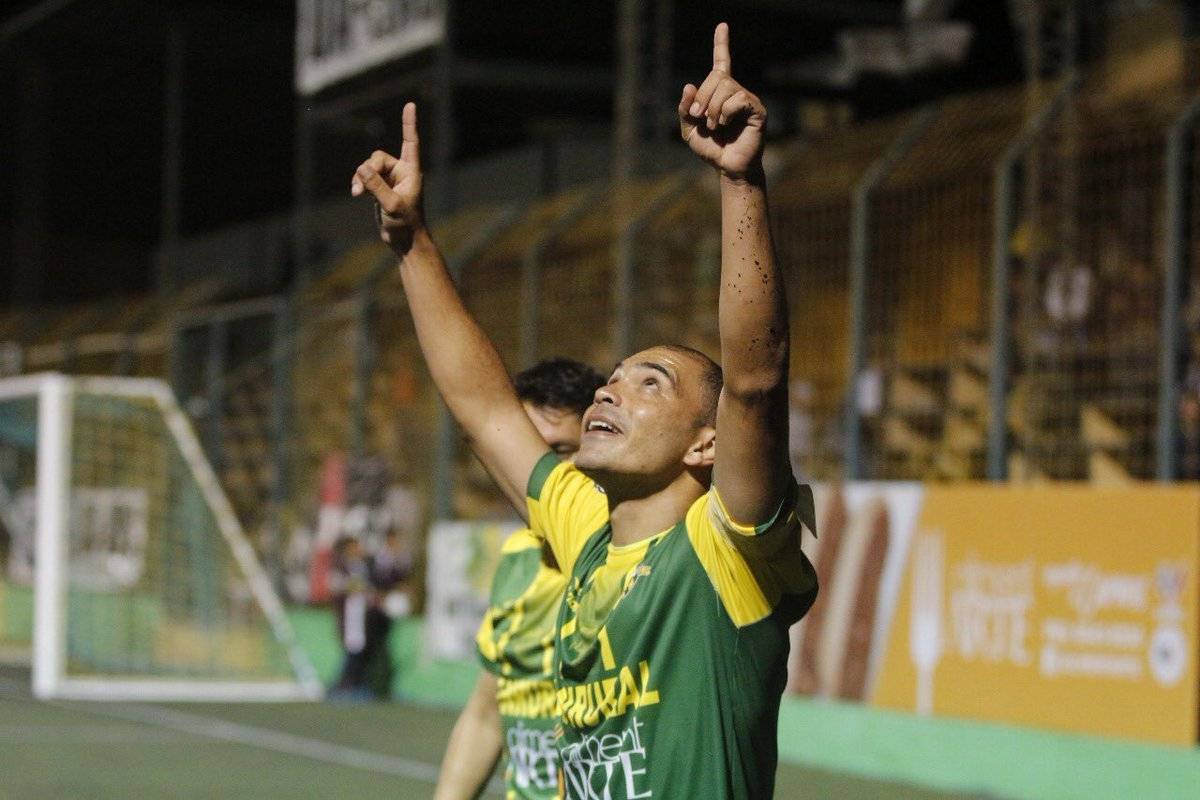 El festejo de Janderson Pereira