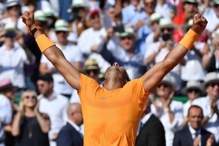 Nadal celebra tras un nuevo título