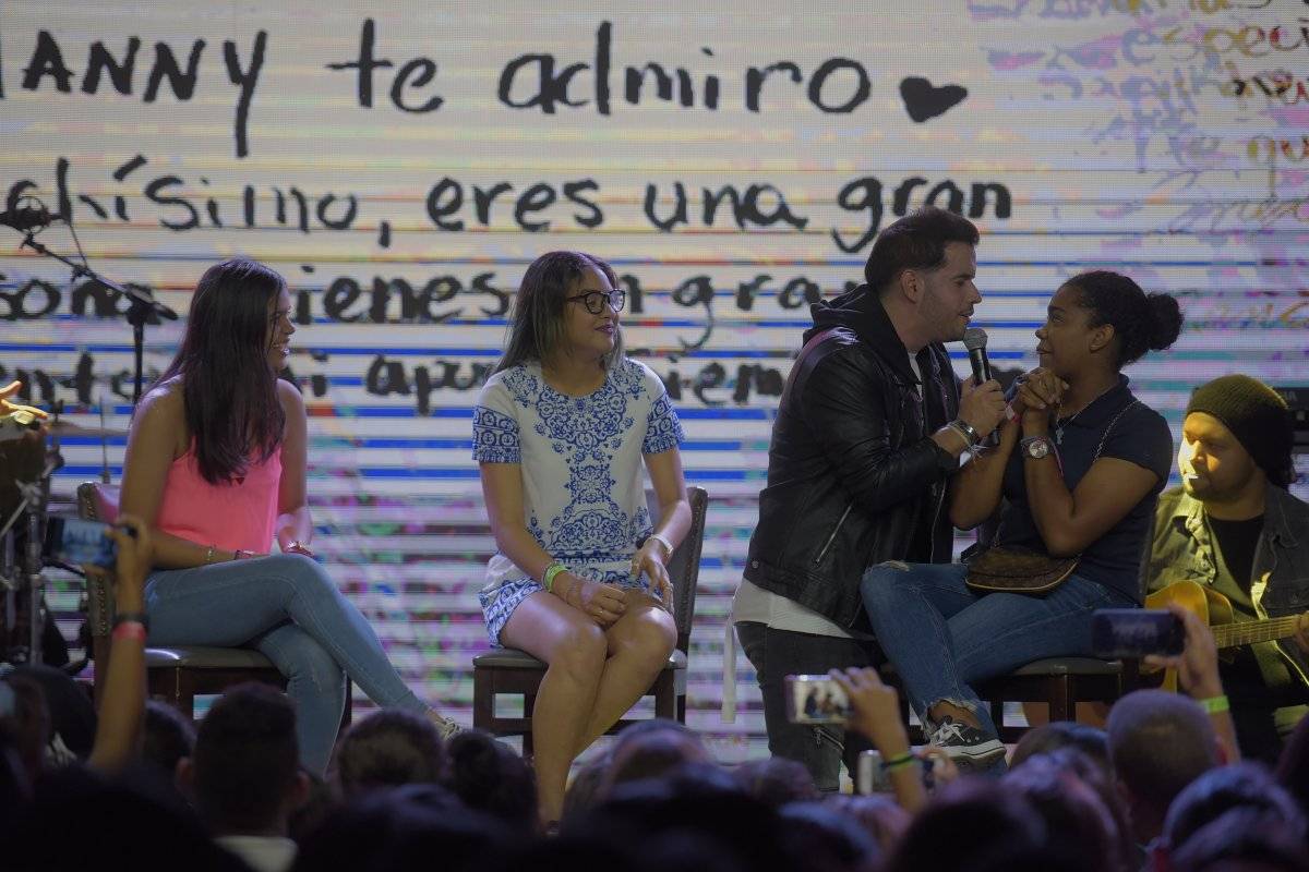 En todo momento, muy cercano