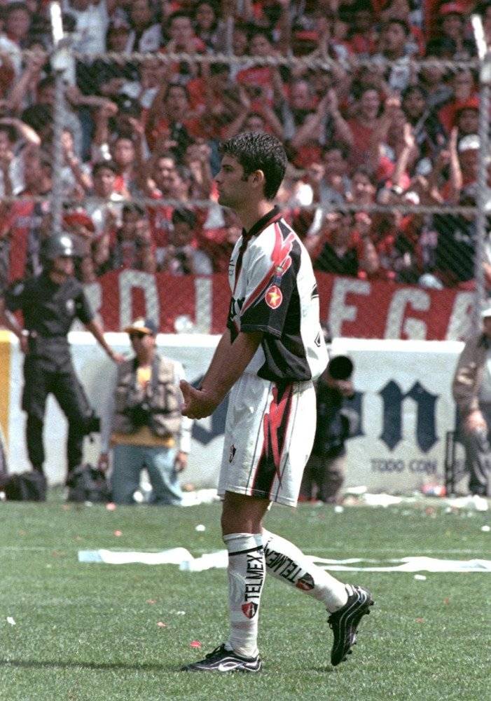 Los seis equipos donde brilló Rafael Márquez