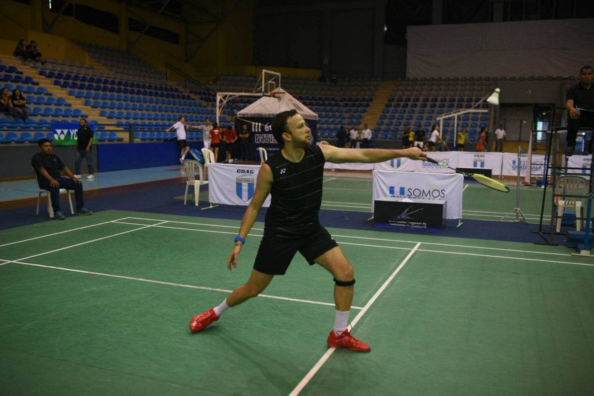 Cordón debutó con un triunfo