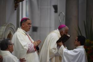 Conmemoran a obispo Juan Gerardi 