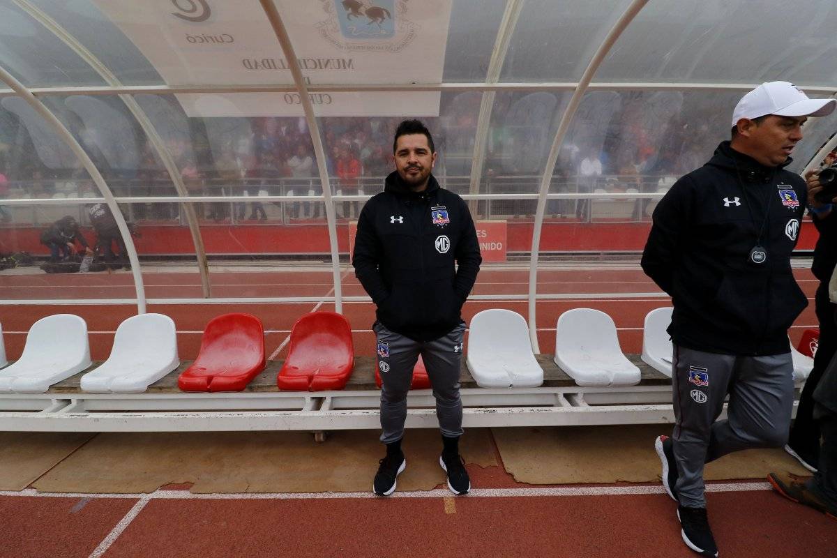 Tapia volvió a la banca de Colo Colo / imagen: Agencia UNO