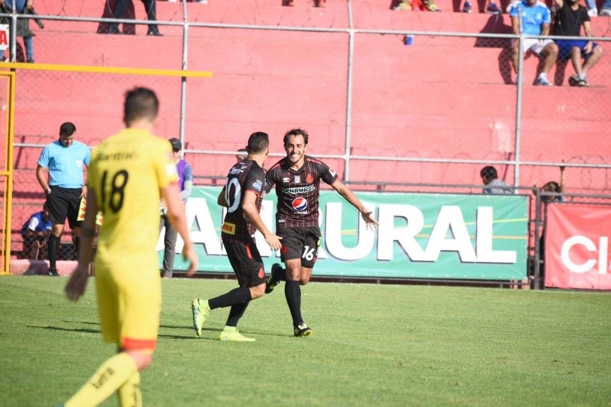 Puerari celebra su segunda anotación con Pappa
