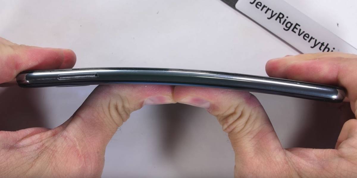 El Huawei P20 Pro es sometido a duras pruebas de durabilidad
