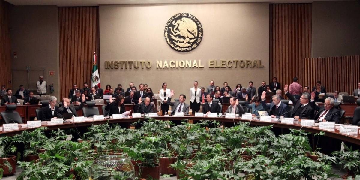 México: ¿El INE filtrará tus datos personales a Facebook por alianza?
