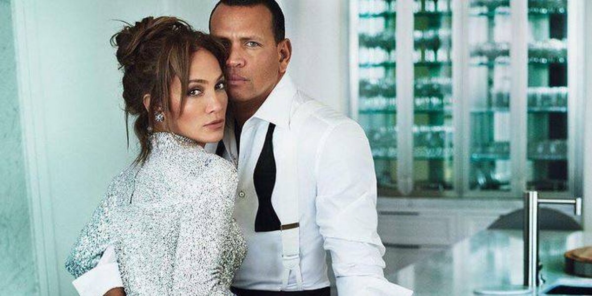 JLo derrocha sensualidad en los Billboard y estrena