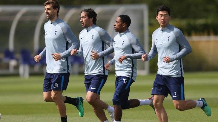 Raúl escogió al Tottenham de Davinson Sánchez