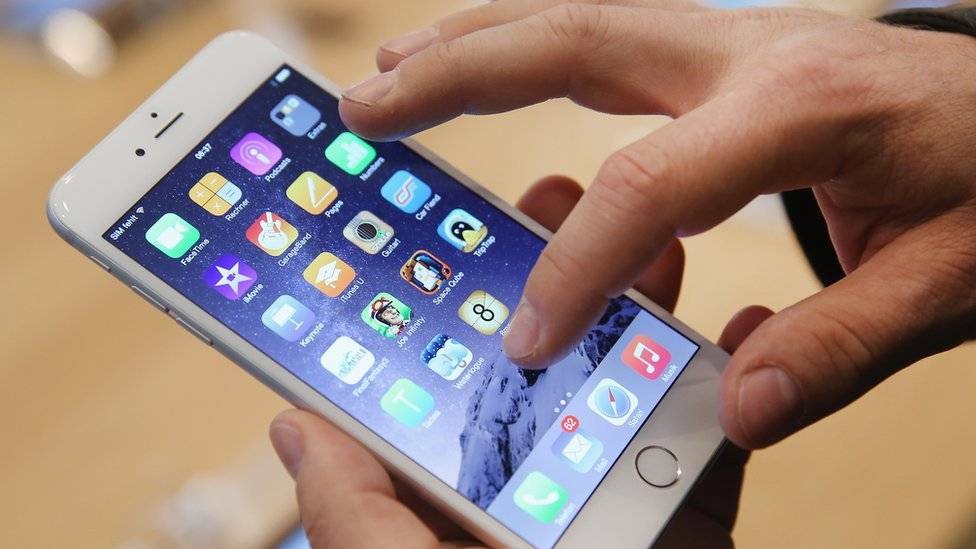 101079252apple-d4aa99695de5ce36184fe88651e4e983.jpg