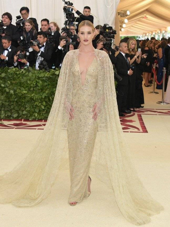 mejor vestidas met gala
