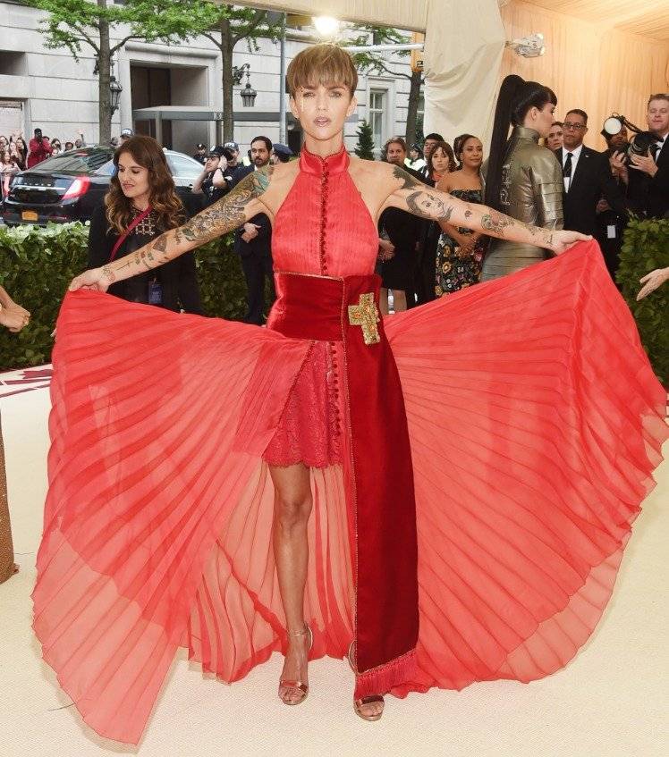 peor vestidas met gala