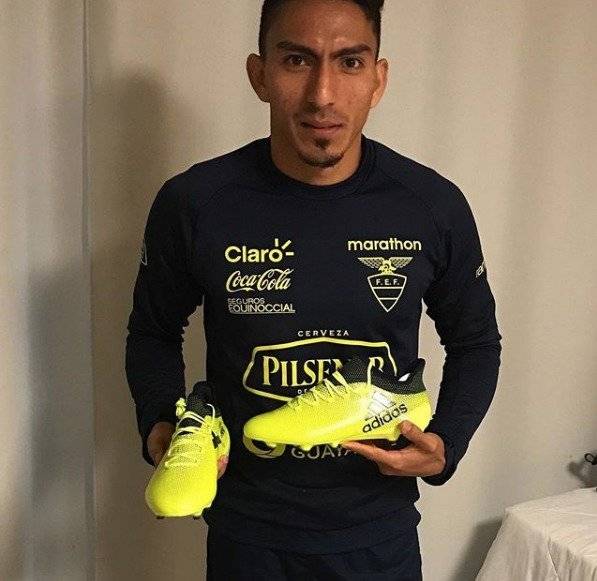 Ángel Mena